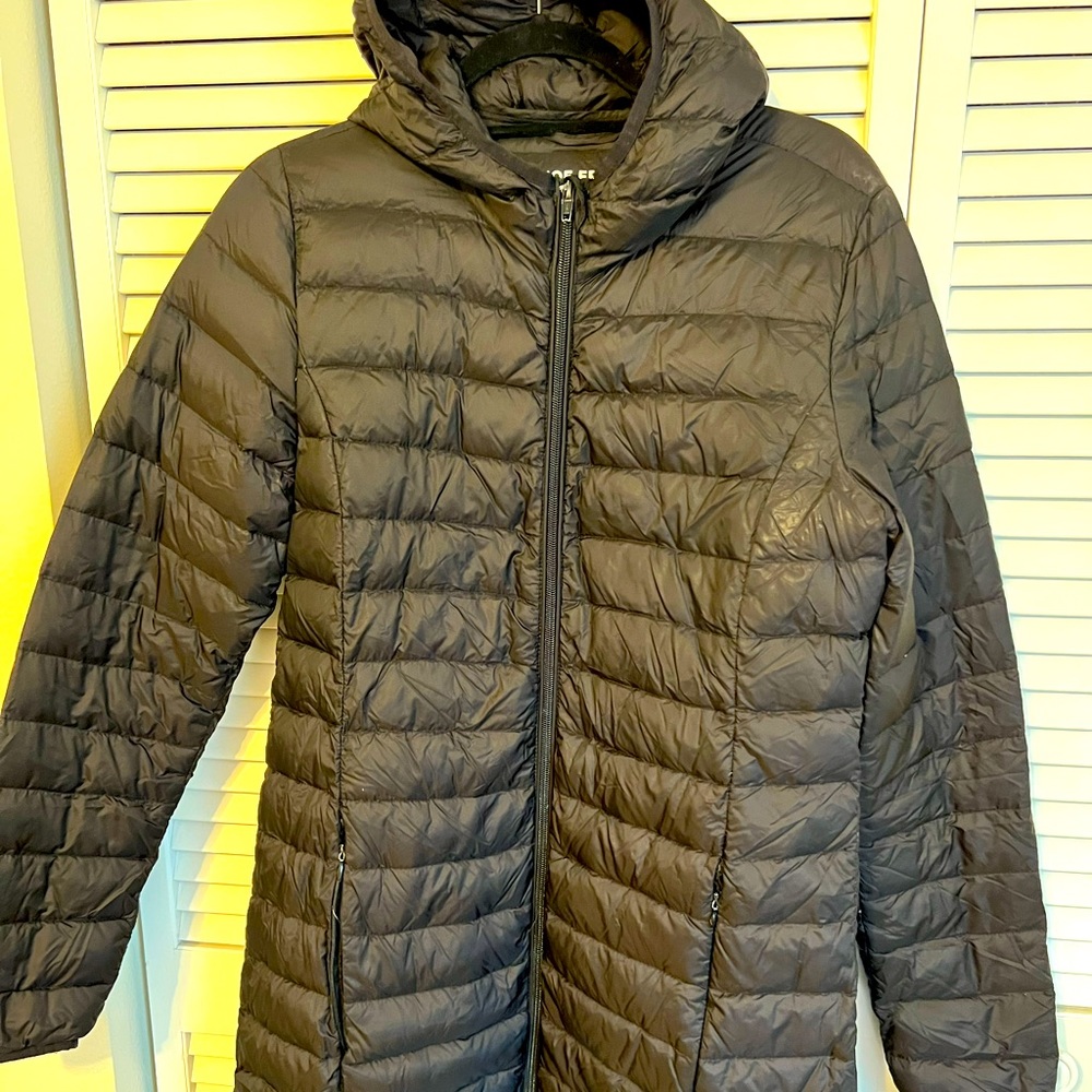 Size medium down puffed coat EUC